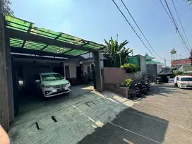 Rumah mewah Cigadung. dago