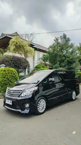 Toyota Alphard S 2.4 2012 AT