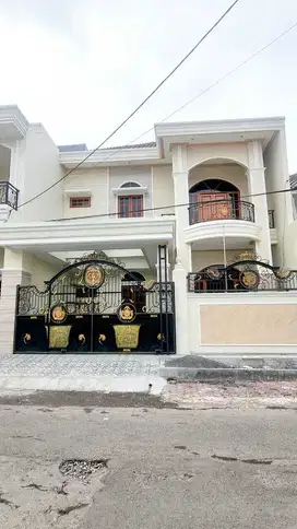 Jual Cepat Rumah Baru 2 Lantai Manyar Tengah Kota