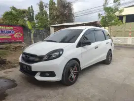 Honda Mobilio E manual 2016 putih