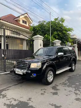 Ford everest XLT Matic pejero A/T fortuner diesel