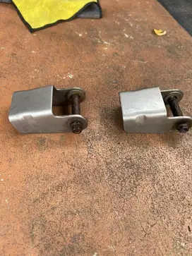 Penahan barang bak belakang Hilux dc sc