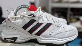 Sepatu Adidas stutter running/tenis