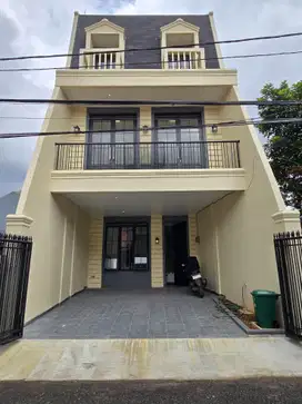 Rumah baru non cluster di cipinang jakarta timur