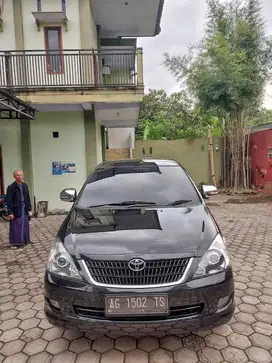 Kijang Innova E 2009 Bensin Manual Hitam