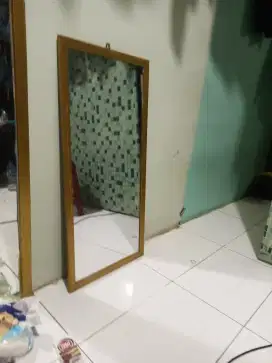 Kaca cermin tinggi 1 meteran