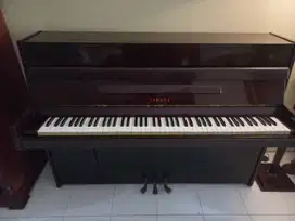 Jual Cepat Piano Merk Yamaha Type LU Bisa Nego