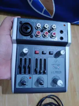 Behringer Xenyx 302 USB