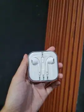 Headset iPhone Kabel Bulat Jack
