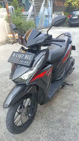 Honda Vario 125 LED tahun 2015.