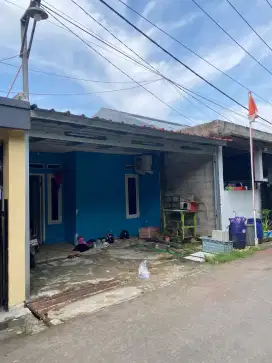 Kanopi baja ringan