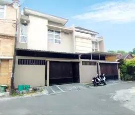 Rumah Bagus 2lt Harga BUS (Butuh Uang Sekali) Jajar Solo