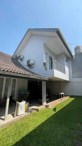 Dijual Rumah Kemang pratama bekasi Luas asri siap huni
