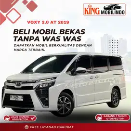 TOYOTA VOXY 2.0 AT 2019