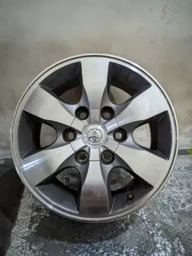 Velg oem fortuner R 16
