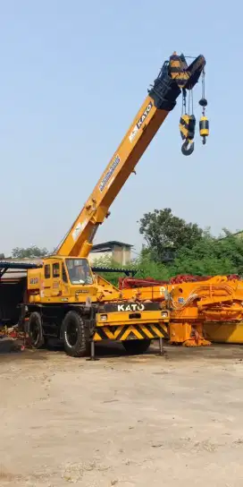 Raughterain crane kato 25 ton tahun 2016
