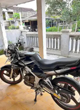 Kawasaki ninja ss 2012