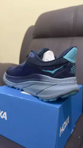 Sepatu Hoka Challenger atr 7 (39) trail/running