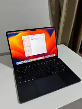 MacBook Air 2022 M2 8/256 13 inch