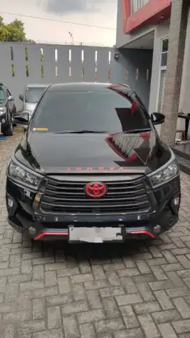 Toya Kijang Innova 2.0 G AT Bensin Matic Thun 2022 Hitam