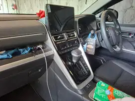 Bismillah ,Bantu Teman , Dijual Cepat Toyota Kijang Innova 2023 Bensin