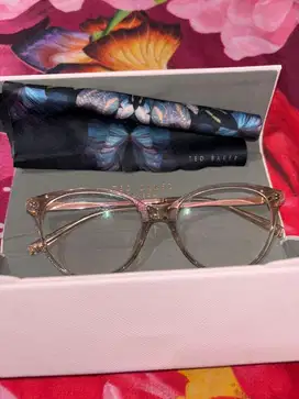Frame ted baker original