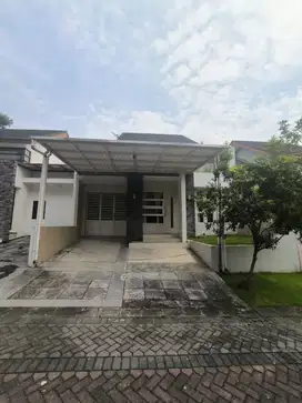 Rumah Murah Citraland, Eastwood dekat Pakuwon Mall Kolam Renang