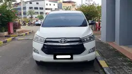 Toyota kijang innova q bensin 2019 putih matic captainseat