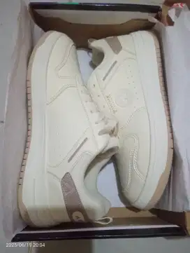 SEPATU AIRWALK BARU
