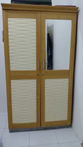 Lemari Pakaian 2 pintu Olympic