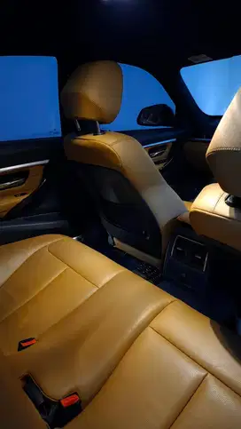 BMW 320i 2018 Bensin