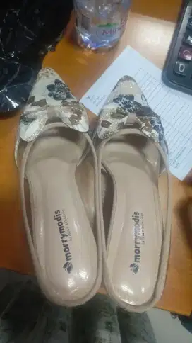 Sepatu hells wanita baru