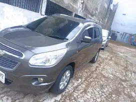 Dijual chevrolet spin 1.5 Ltz matic , 2014 , kondisi istimewa
