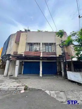 Disewakan Ruko Hoek lantai 1 di Jalan Kapasan