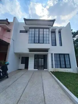 JUAL RUMAH RAMADA KEBRAON GRAND HARVEST 2 LANTAI BARU GRESS MURAH SHM
