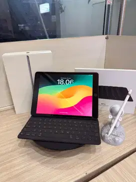 FOLIO KEYBOARD IPAD GEN 9 - SECOND APPLE