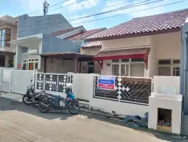 Disewakan Rumah Di Galaxi Bekasi Selatan