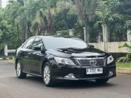 toyota Camry 2.5 V AT 2014 Hitam