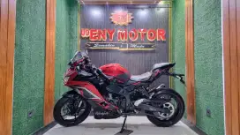 UD ENY MOTOR - Kawasaki ZX25R ABS thn 2023 mulus