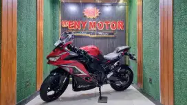 UD ENY MOTOR - Kawasaki ZX25R ABS thn 2023 istimewa