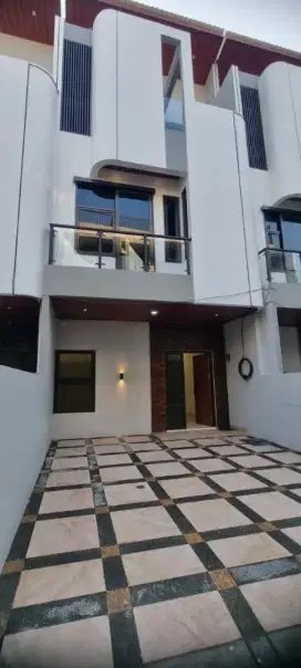 DIJUAL RUMAH GS MURRAYA, UTAN KAYU MATRAMAN