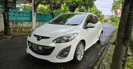 Mazda 2 2012 Bensin