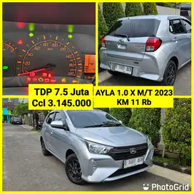 AYLA X M/T 2023 Kilometer 11 Rb masih Seperti Baru bs KREDIT TDP 7.5Jt