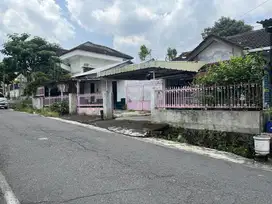 Rumah Murah Luas 586m² Hitung Tanah Tepi Jalan