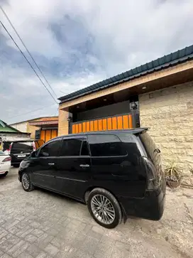 Toyota Kijang Innova 2010 Bensin
