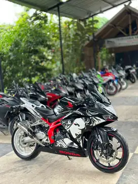 CBR 250RR ABS KABUKI EDITION KM 4rb