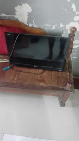 Tv sharp aQuos 24 in