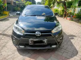 Toyota Yaris S TRD matic hitam 2015