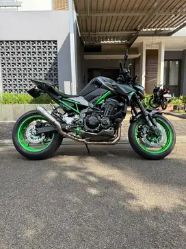 Kawasaki Z900 full spec