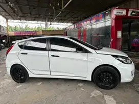 Hyundai Grand Avega 2012 Bensin